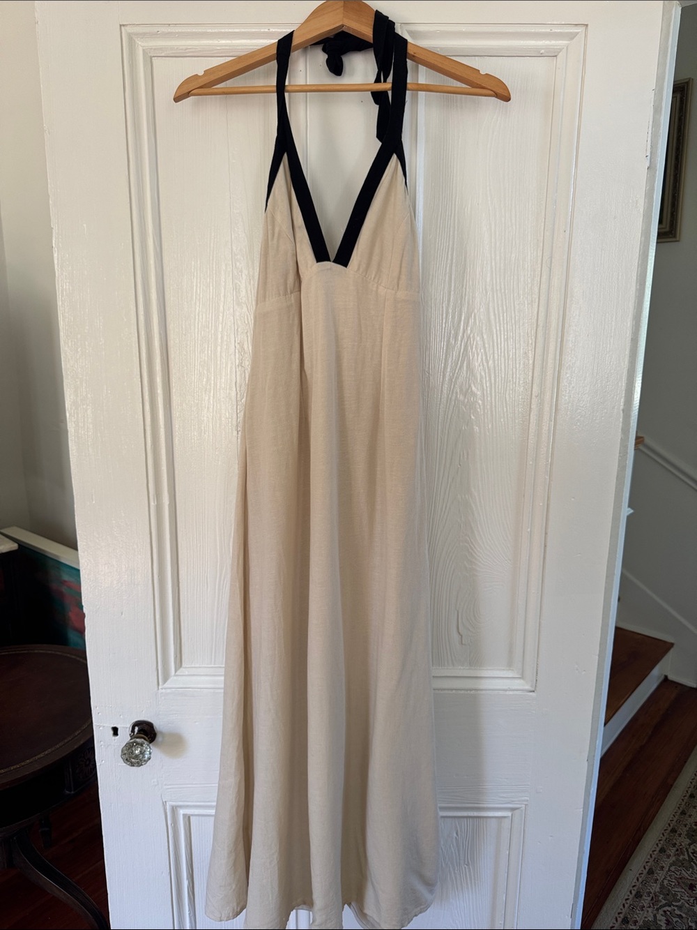 Japna Halter Maxi Dress size M in Cream with Black Contrast